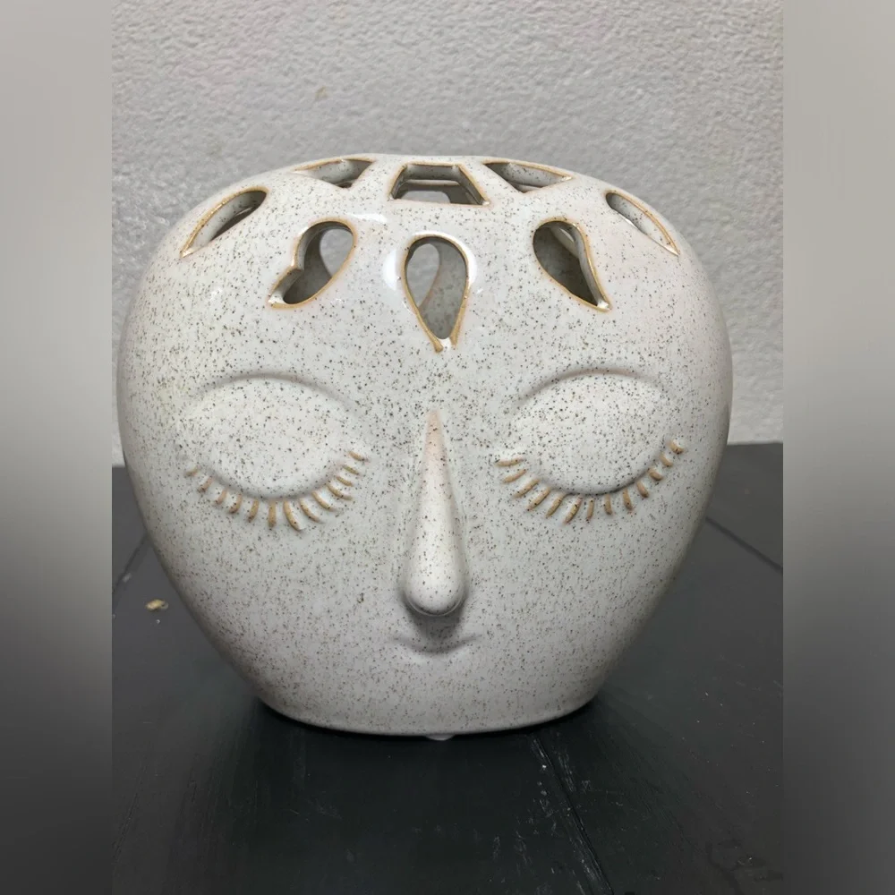 Bloomingville White Ceramic Vase